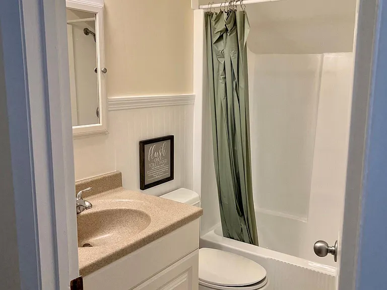 46 Auburndale Ave — Photo 12