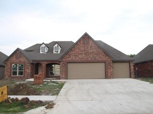 7725 N 144th Ave E, Owasso, OK 74055