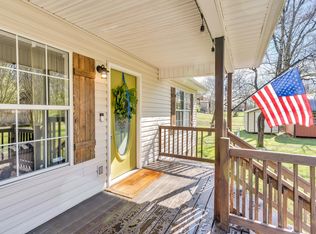 804 Schmidt Rd, Rossville, GA 30741