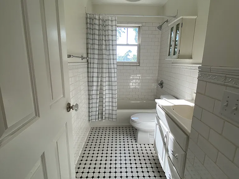 11 Michaels Ln — Photo 19