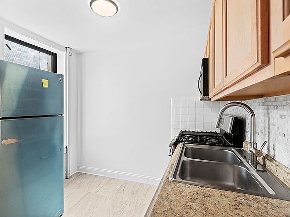 4th image of 36 W 138th St APT 51