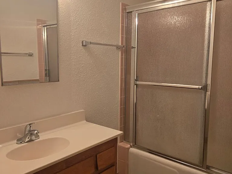 4314 University Ave #4 — Photo 9