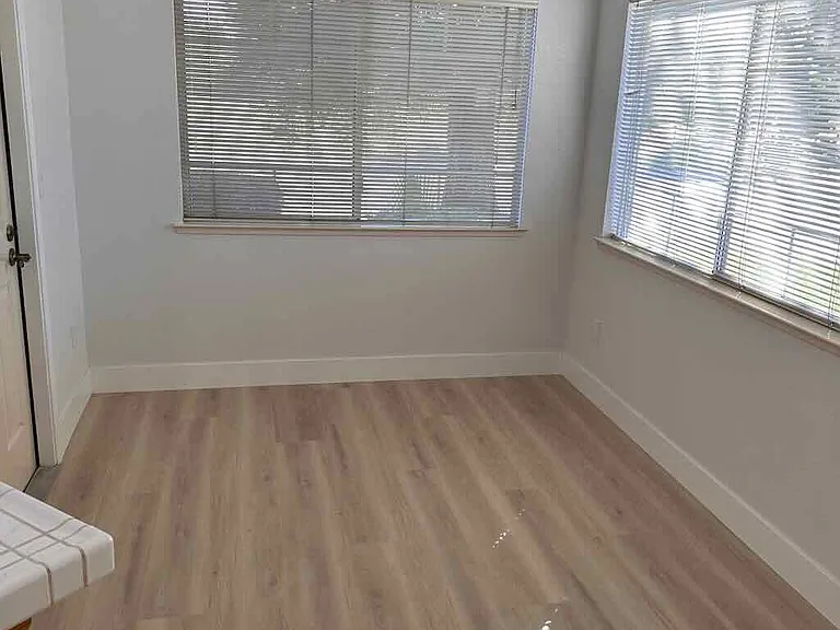 5662 Murrell St — Photo 5