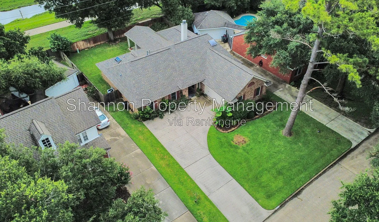 3 bed, 2.0 bath, 2171 sqft, $2,200 — Photo 4