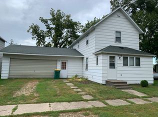 330 Palmer St N, Alpha, MN 56111