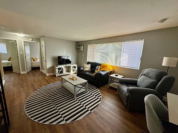 2nd image of 1444 State St APT 7