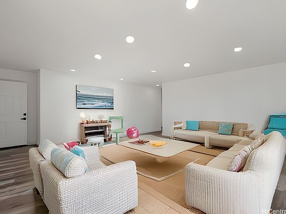 2nd image of 84-1036 Noholio Rd