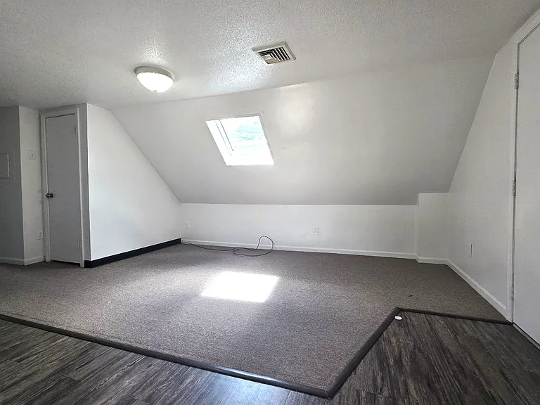 25 Myrtle St #3R — Photo 6
