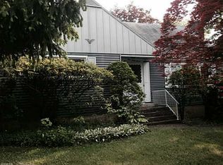 147 Evergreen Rd, Cromwell, CT 06416