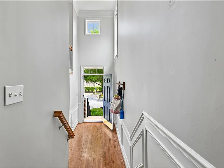 441 Penwood Dr — Photo 28