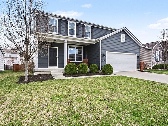 3rd image of 240 Glemsbury Dr