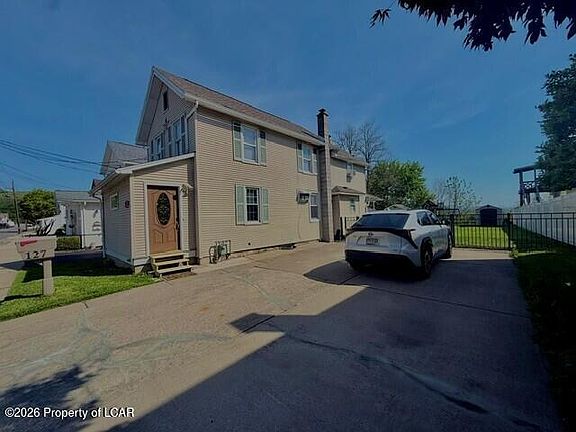 3rd image of 127 Cooper St