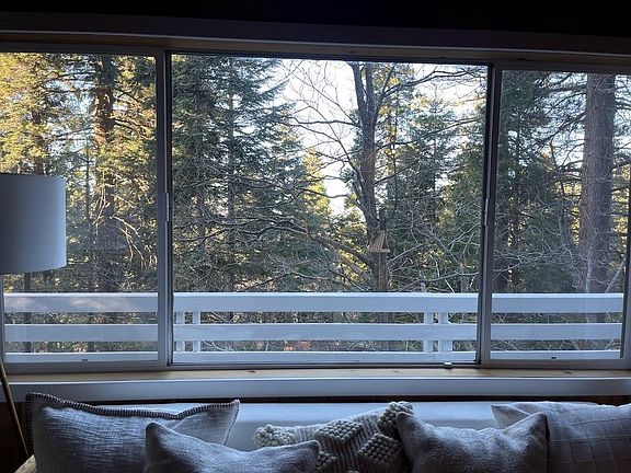 4th image of 28363 Larchmont Ln