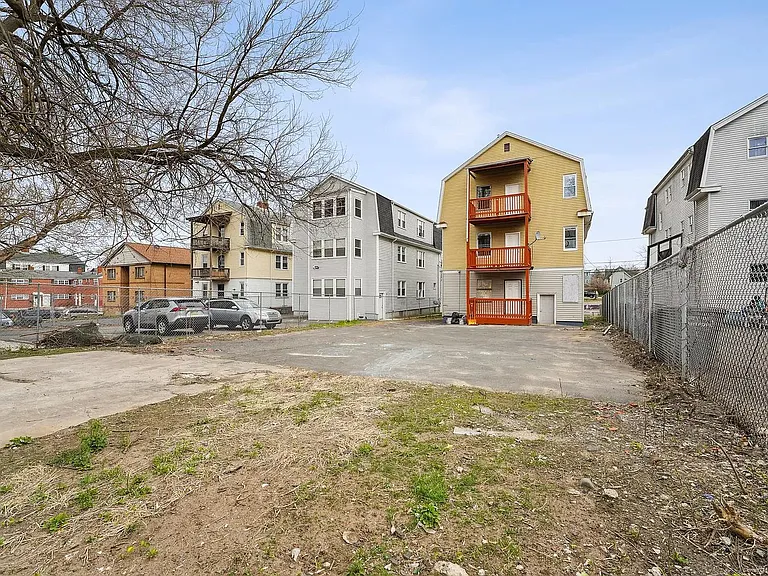 645 Garden St #3 — Photo 4