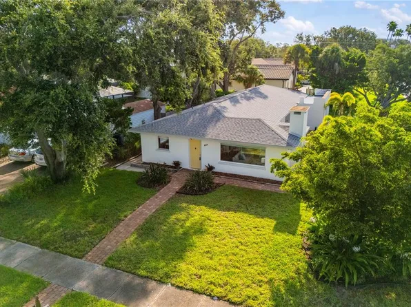 317 Harbor Dr S, Venice, FL 34285