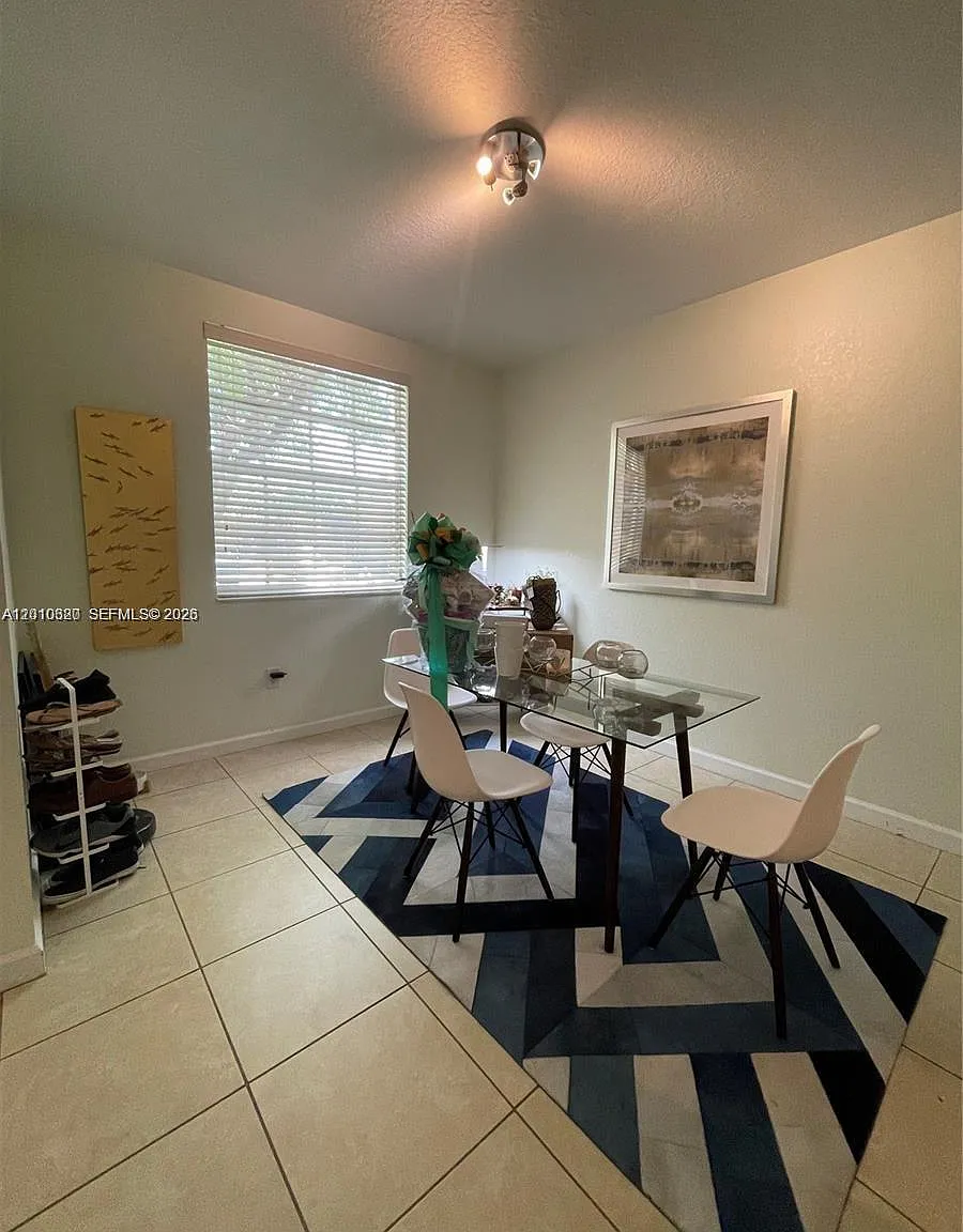 The Shores Condo No 1 — Photo 3