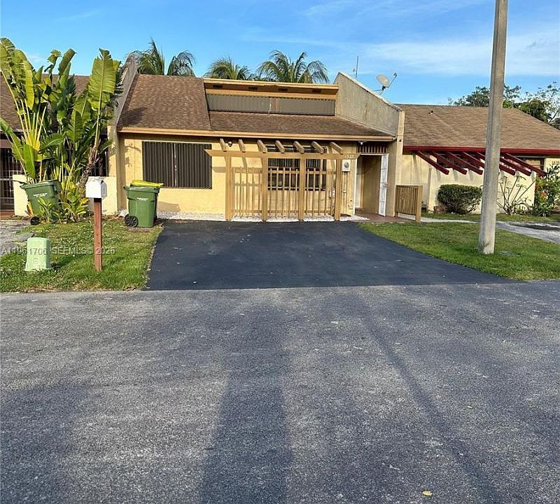 1st image of 1525 Sandpiper Blvd