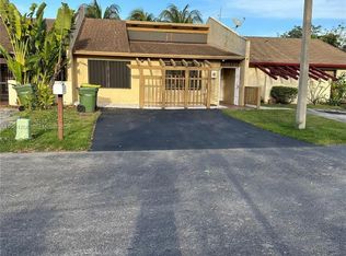 1525 Sandpiper Blvd, Homestead, FL 33035