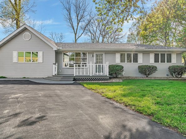 3405 Quail Ct, Morris, IL 60450
