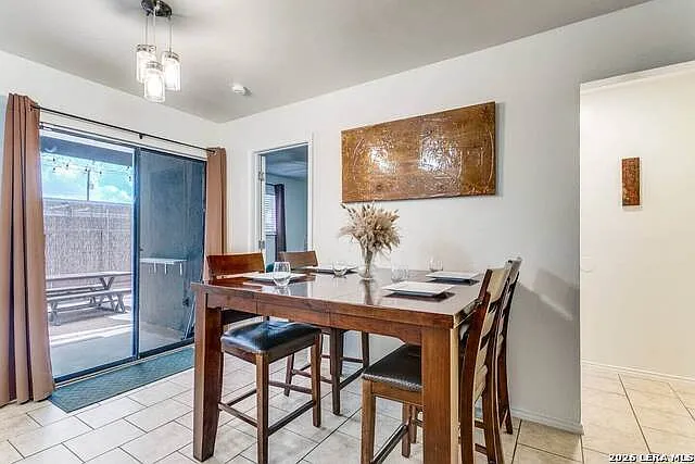 6857 Betty Levy — Photo 7