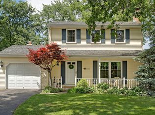 502 Hill Ave, Glen Ellyn, IL 60137
