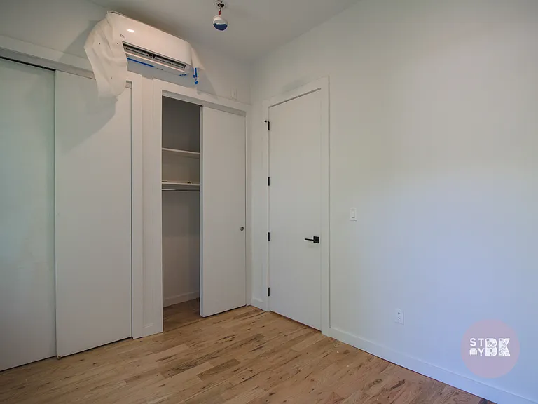 89 Moffat St #3B — Photo 7