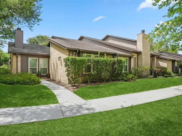 2213 Broadlawn Dr, Houston, TX 77058