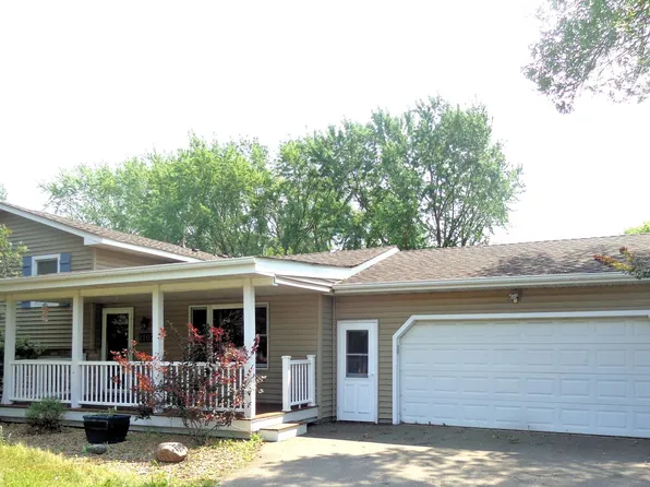 11071 26th St NE, Saint Michael, MN 55376
