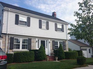 7 Myles Standish Rd, West Roxbury, MA 02132