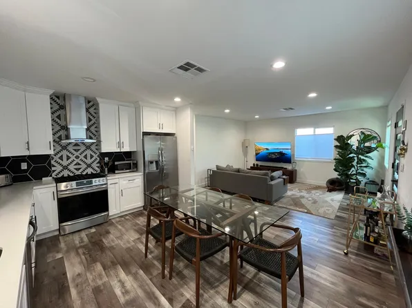 4611 Maplewood Ave, Los Angeles, CA 90004