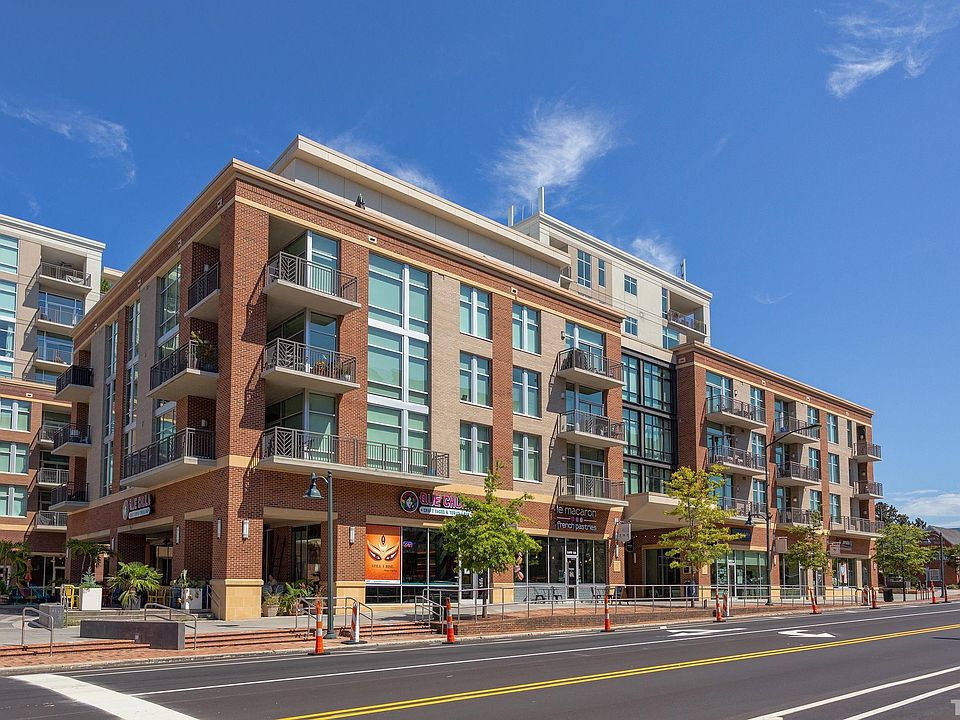 1st image of 140 W Franklin St #422 & 423