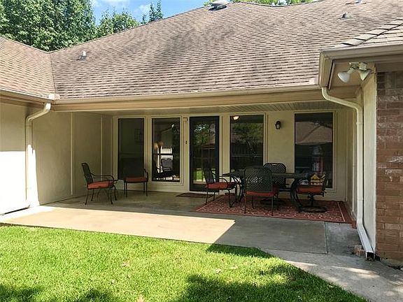 5th image of 2617 Biscayne Dr