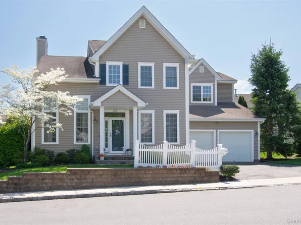 120 Tradition Court, White Plains, NY 10603
