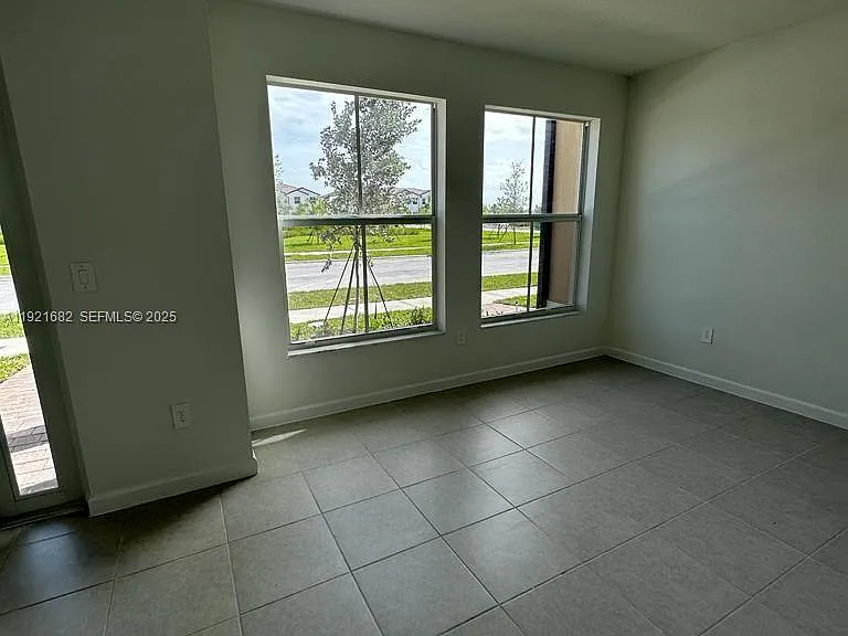 14816 SW 265th St — Photo 12