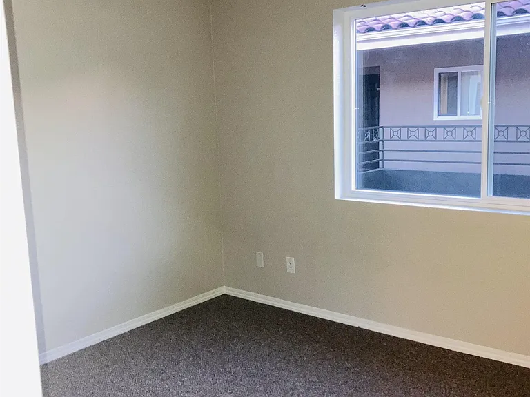 7405 Charmant Dr #2004 — Photo 19