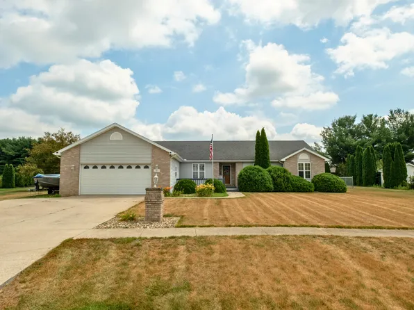 11869 Laurie Dr, Wheatfield, IN 46392