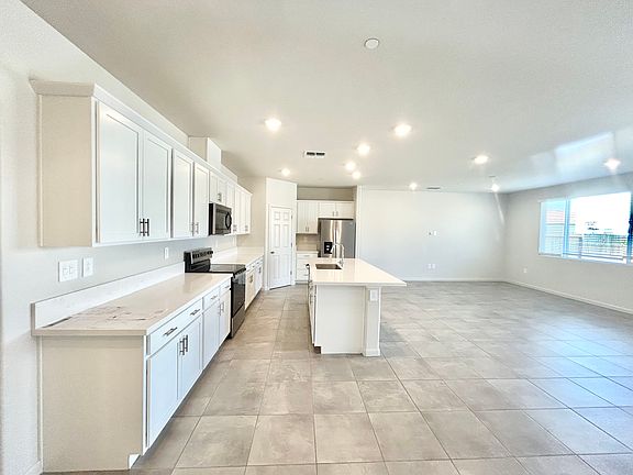 5th image of 1751 Eagle River Ave