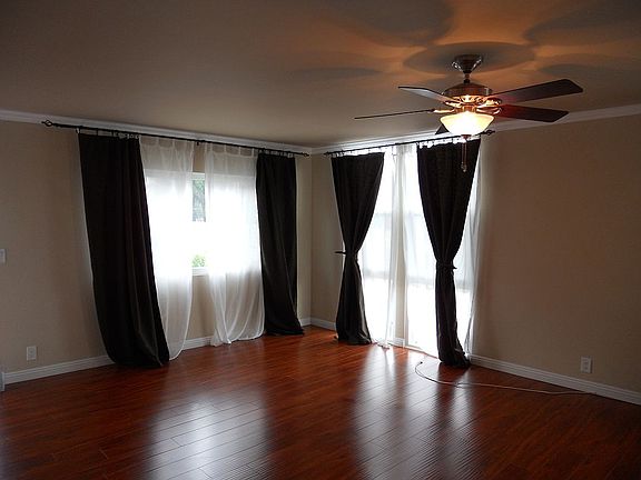 4th image of 645 N Gramercy Pl