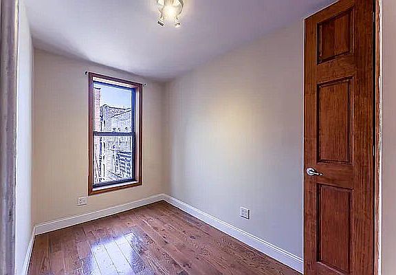 3rd image of 510 W 171st St APT 1D