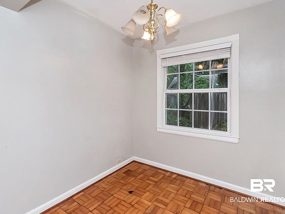 4th image of 214 Upham St Unit 8B