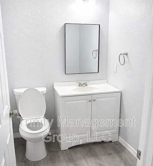1509 Winding Way E #3 — Photo 10