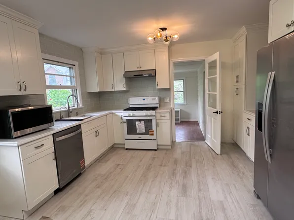 (undisclosed Address), Madison, NJ 07940