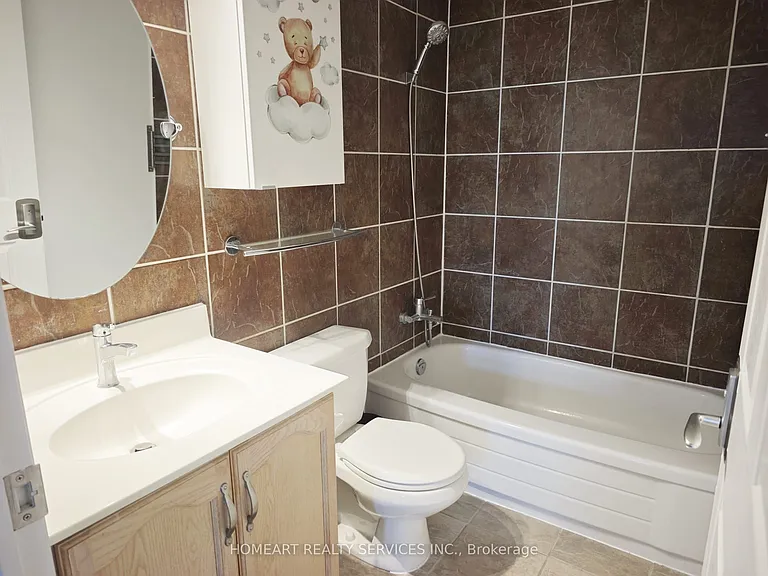 28 Pemberton Ave #1007 — Photo 8