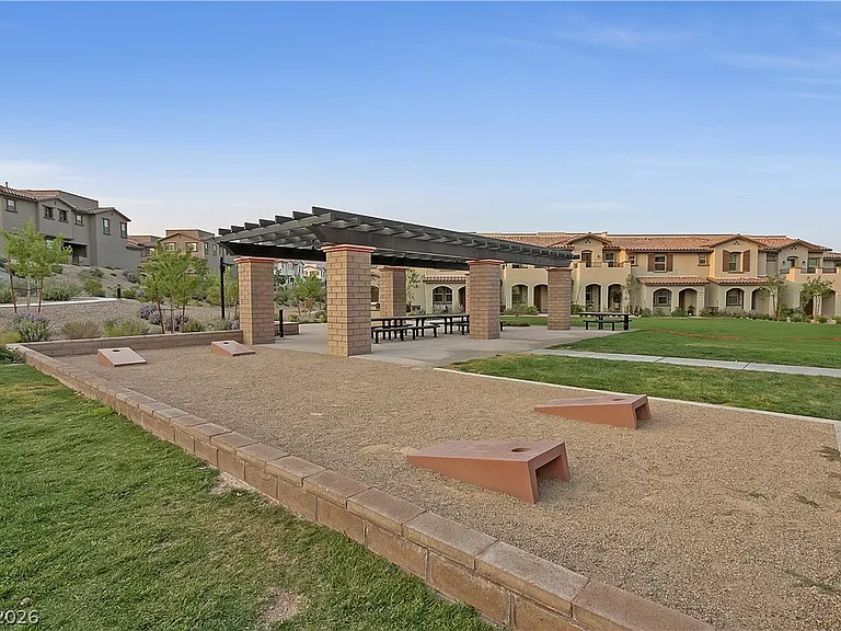 41 Lomita Heights Dr — Photo 42