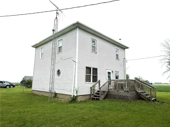 1953 E 4200 North Rd, Rankin, IL 60960