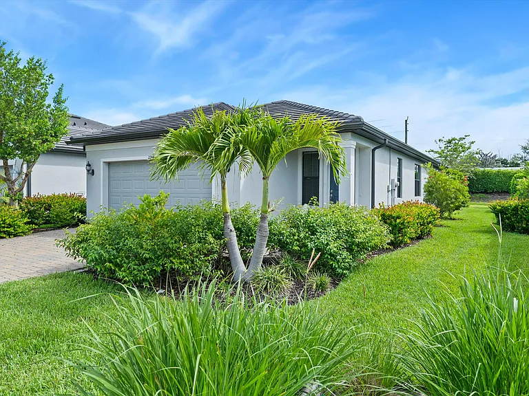 2244 Yellowfin Cir — Photo 32