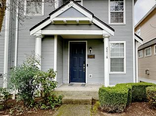 22718 NE 4th Ln UNIT 103, Sammamish, WA 98074