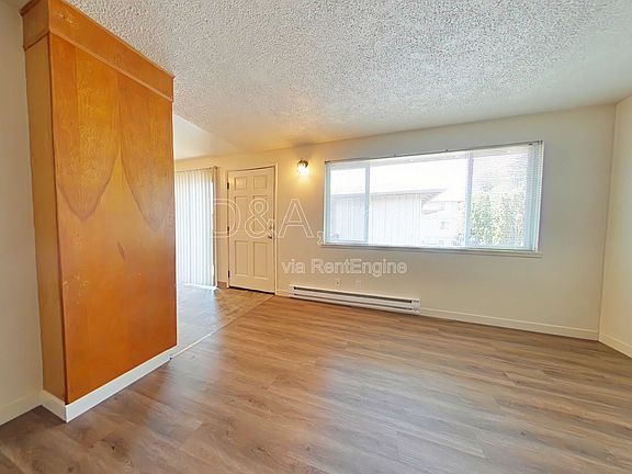 2nd image of 2101 NW Grant Ave #9