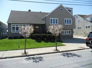 114 N Exeter Ave, Margate, NJ 08402