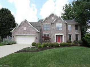 18556 Glen Cairn Way, Strongsville, OH